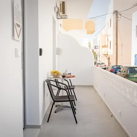 The Naxian Corner Апартаменты